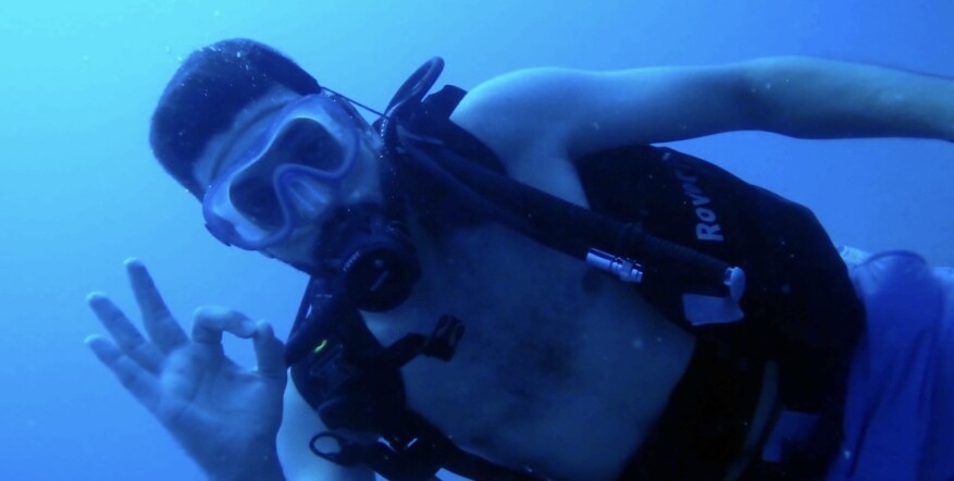 Sea Cleaning: Omar cleaned our sea from non biodegradable waste and raised awareness on its pollution.